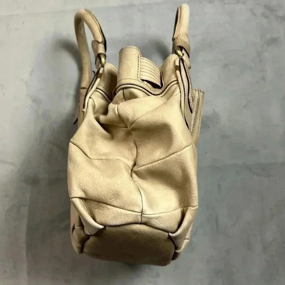 Juicy Couture Purse Tan Leather - Picture 8 of 14